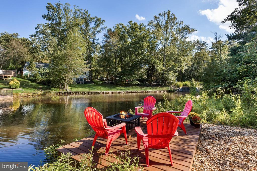 5 Birchwood Dr, MEDFORD