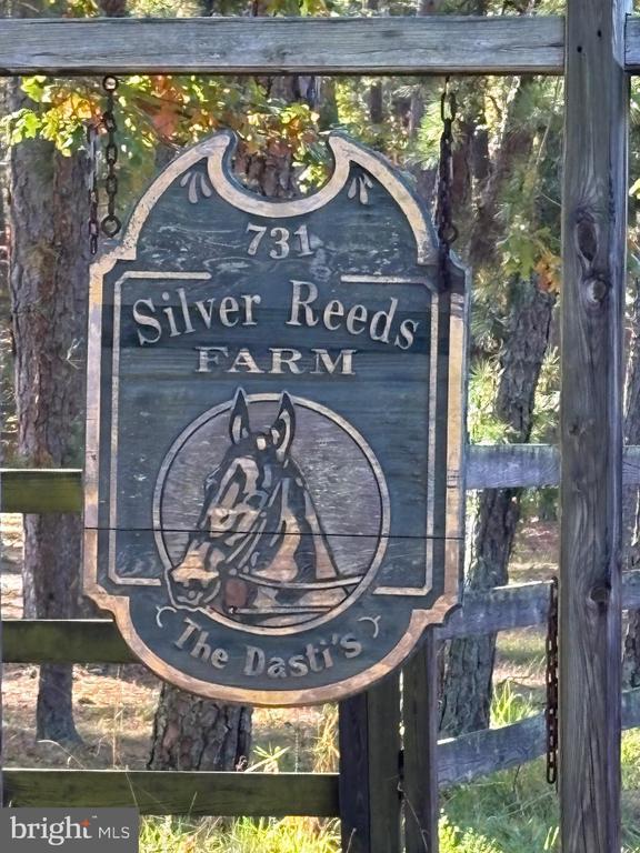 154 N Maple Ave, TUCKERTON