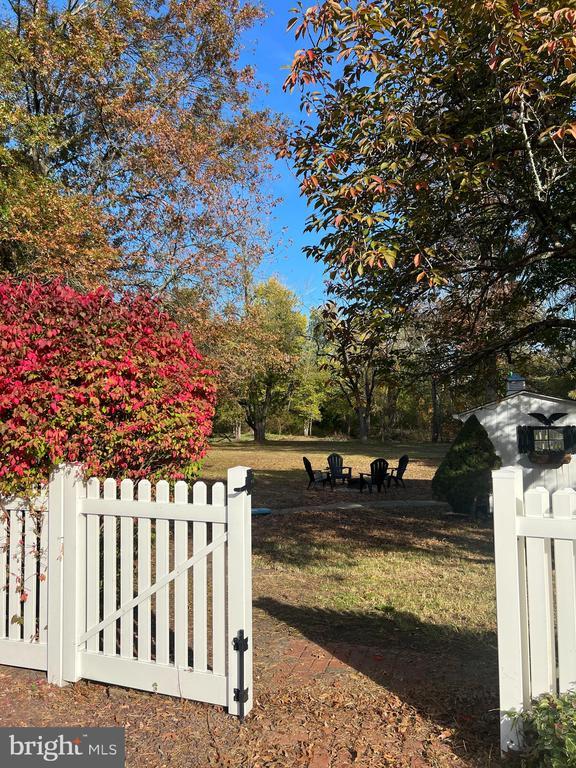 12 Jennings Rd, MEDFORD