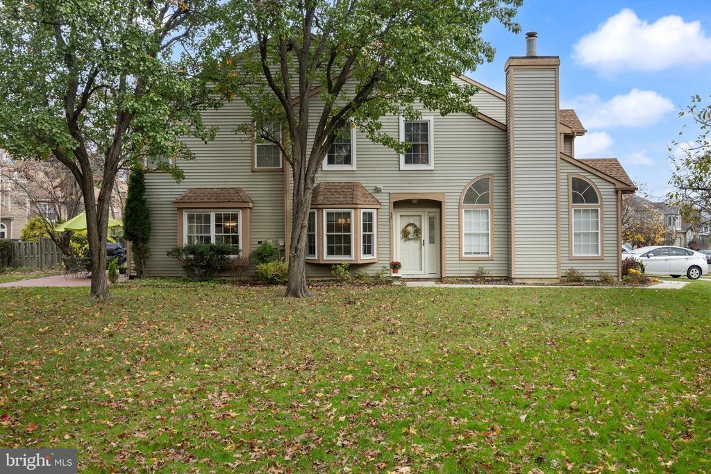 21 Lavister Dr, MOUNT LAUREL