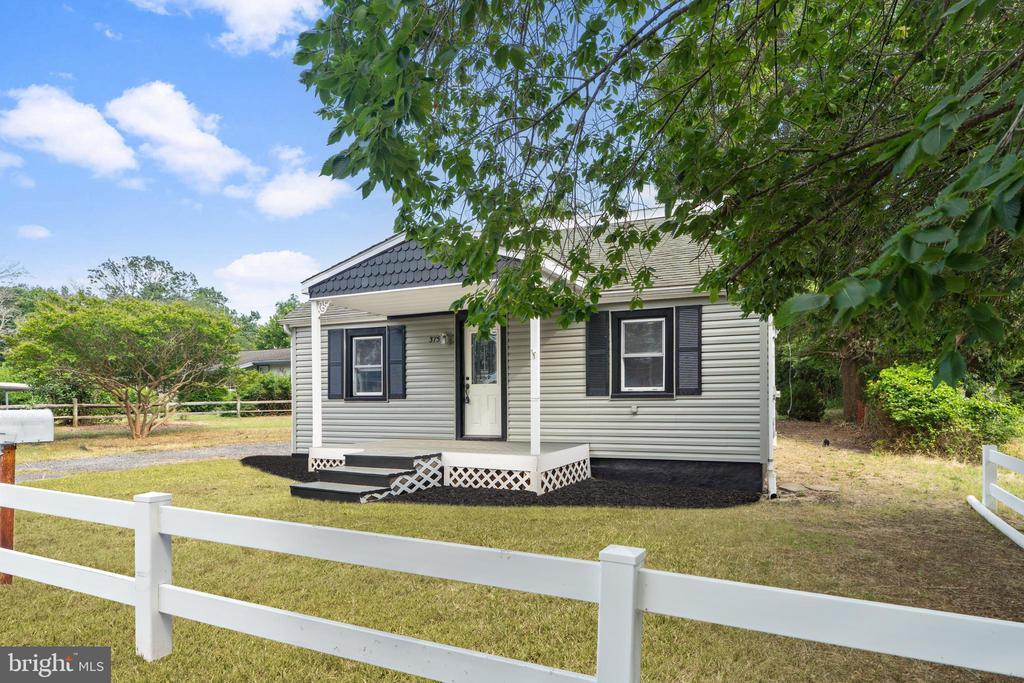 375 Peek Ave, MILLVILLE