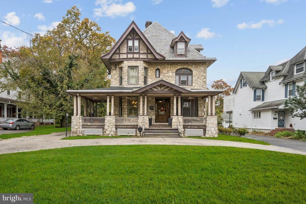 151 W Commerce St, BRIDGETON