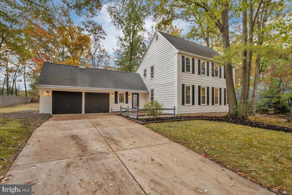 16 Doncaster Rd, CHERRY HILL