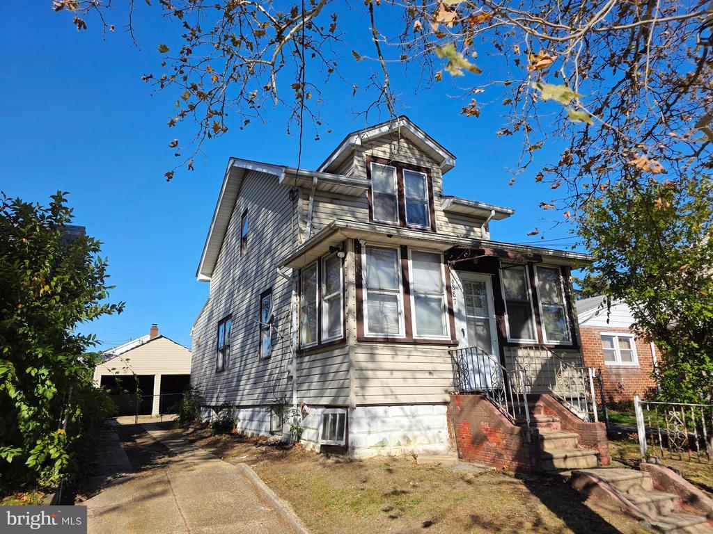 6887 Woodland Ave, PENNSAUKEN