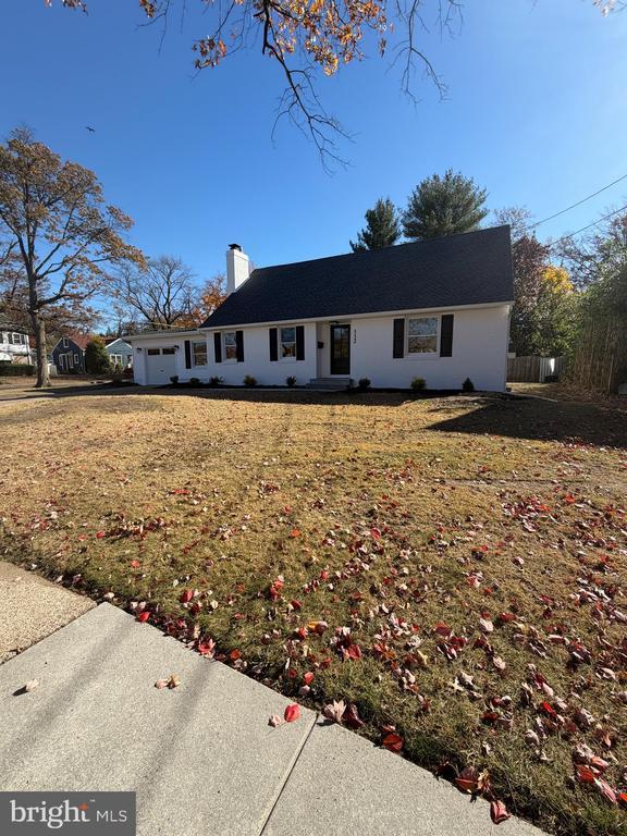 512 Tatem Ave, COLLINGSWOOD