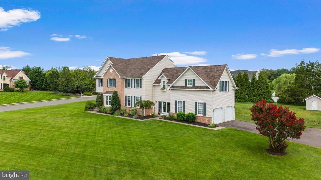220 Hickory Ln, MULLICA HILL