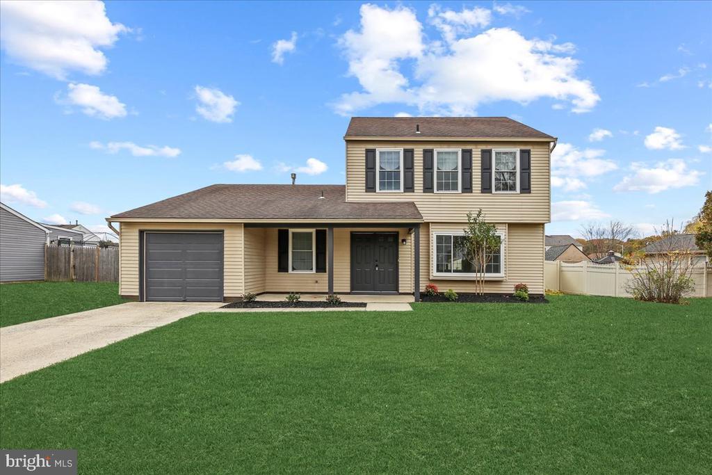 19 Intrepid Dr, SEWELL