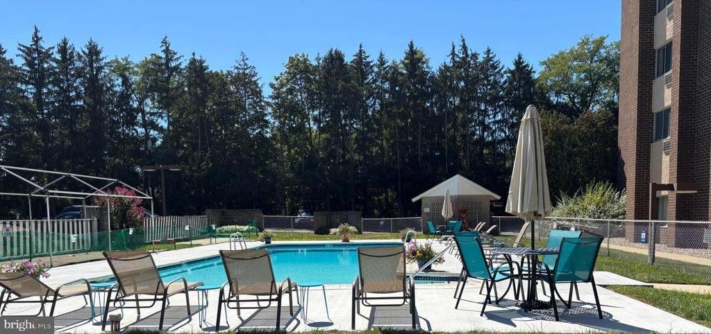 860 Lower Ferry Rd #1k, EWING