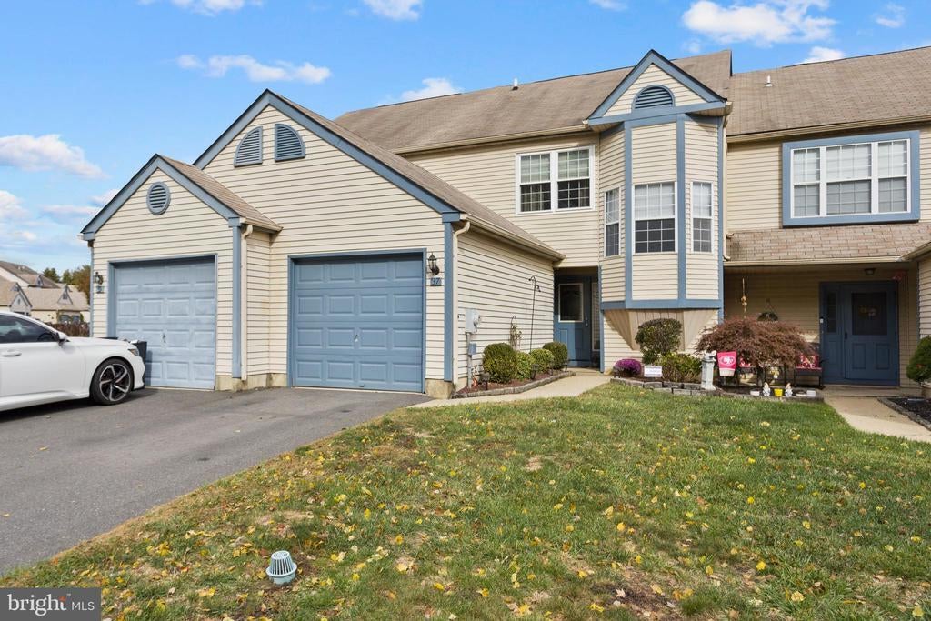 37 Willow Bend Dr, HAMILTON