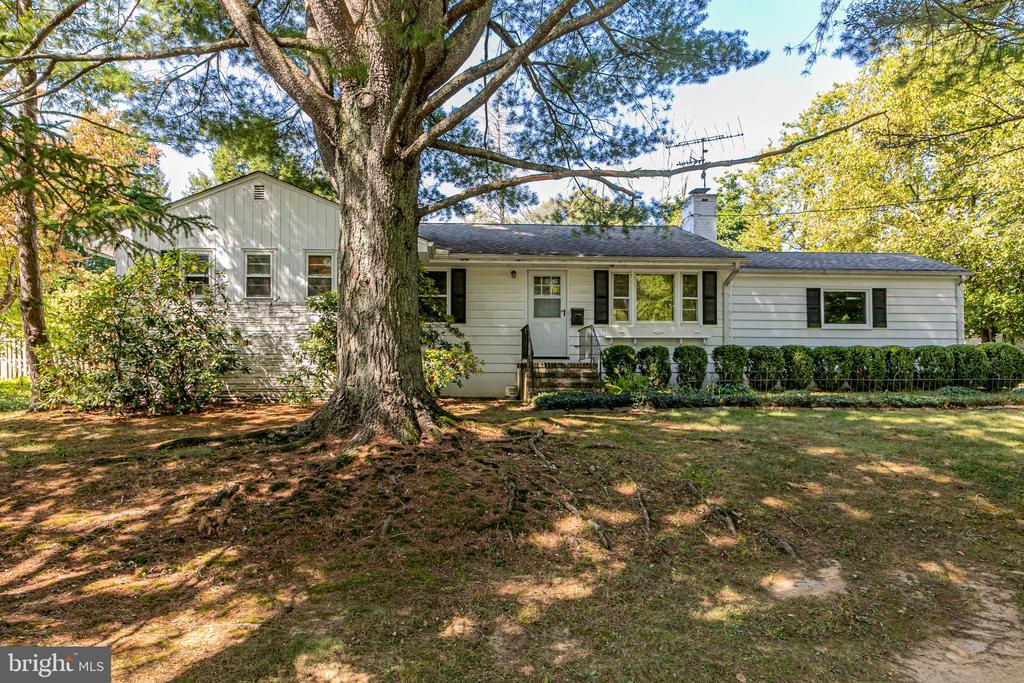 50 Broadripple Dr, PRINCETON