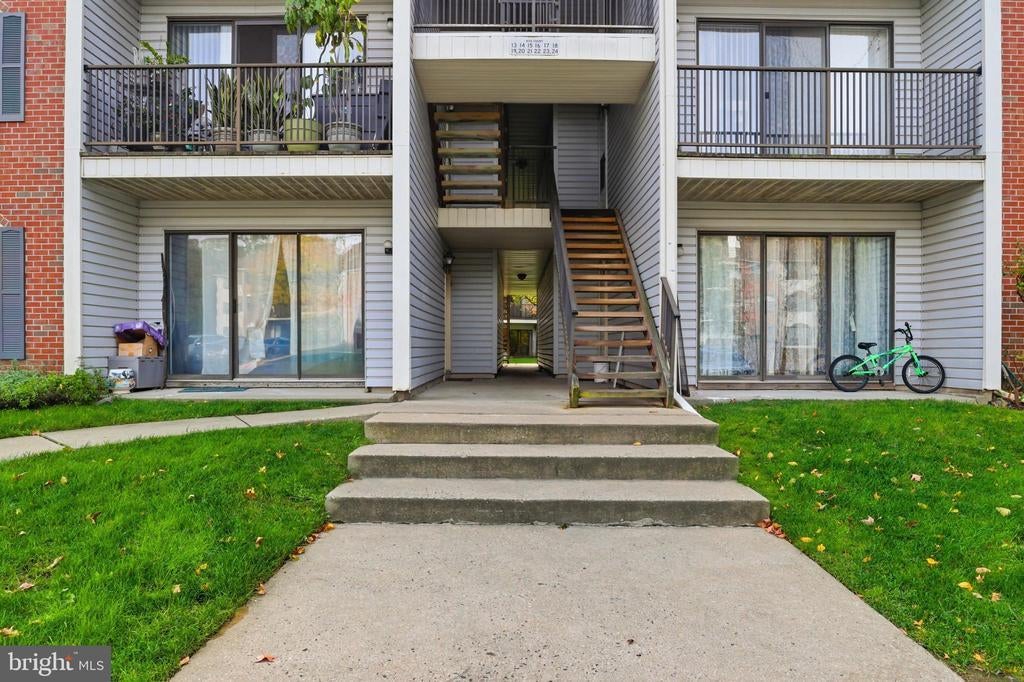 21 Kite Ct, LAWRENCEVILLE