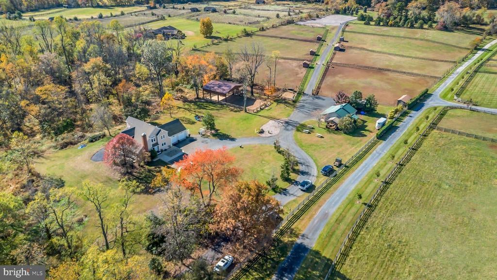 42 Hill Rd, ALLENTOWN