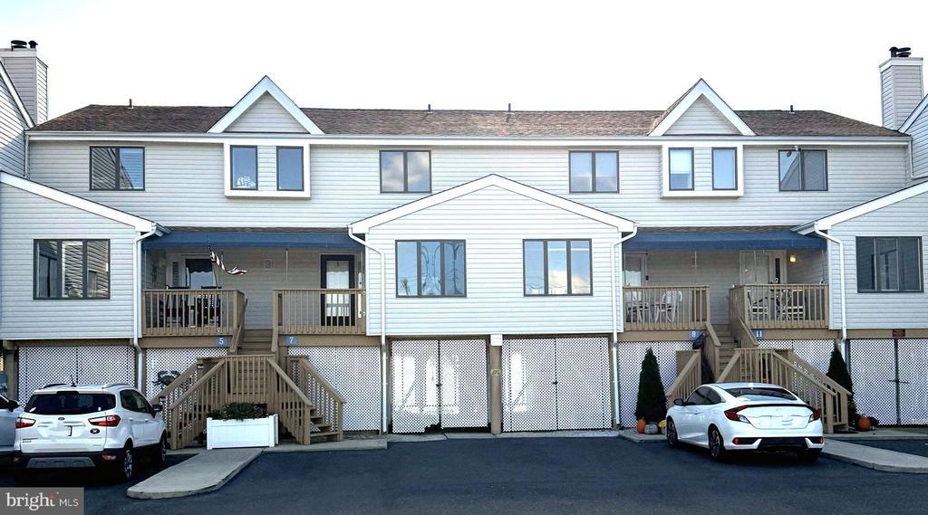 7 W Playhouse Dr, TUCKERTON