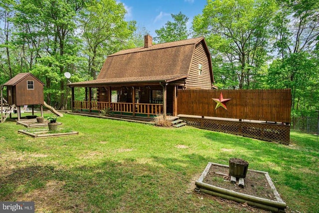 46 Woodview Rd, Biglerville