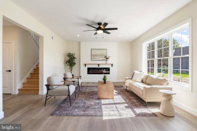 2 Ski Run Trl, Fairfield