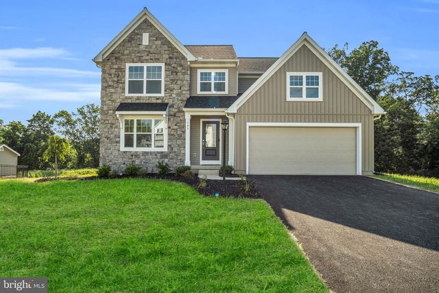 145 Tammy Dr, York Springs