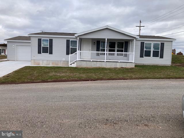 278 Runaway Rd, Abbottstown