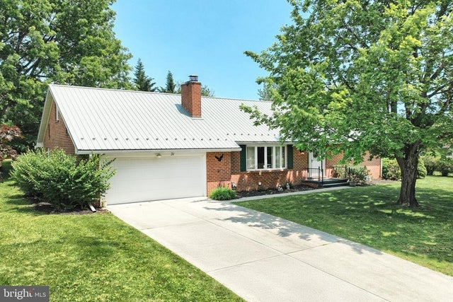 31 Ditzler Ave, Biglerville