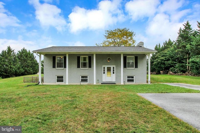 630 Mehring Rd, Littlestown