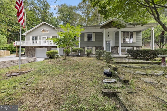 993 Mount Hope Rd, Fairfield