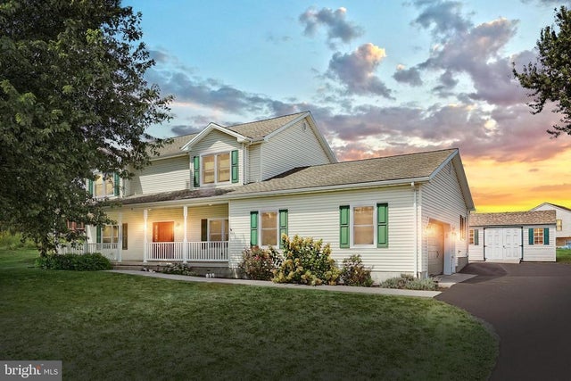 14 Sherman Dr, East Berlin