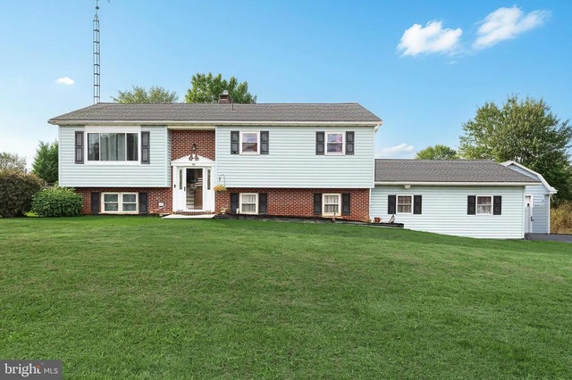 131 Groft Dr, New Oxford