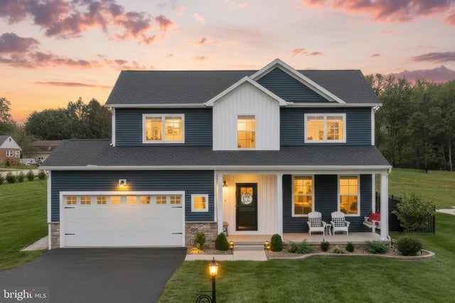 6 Lobell Rd, Abbottstown