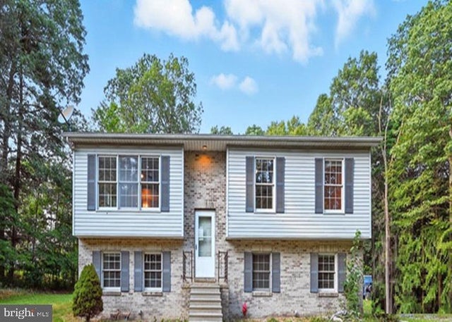 240 Oak Dr, Orrtanna