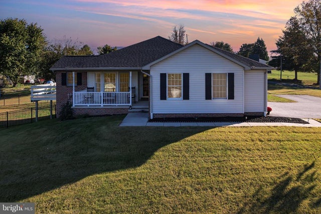 22 Pemberton Dr, East Berlin