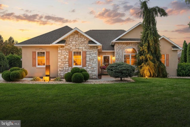 15 Warm Breeze Ct, Hanover