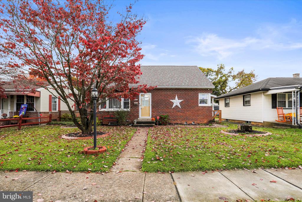 512 Ridge Ave, MC SHERRYSTOWN