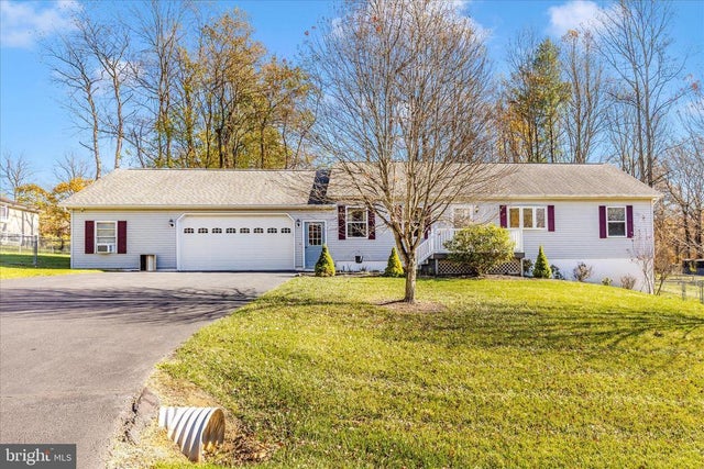 7 Colleen Trl, Fairfield