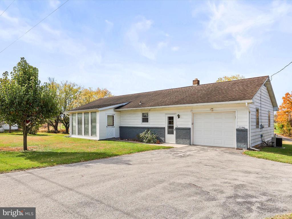 2098 Table Rock Rd, BIGLERVILLE