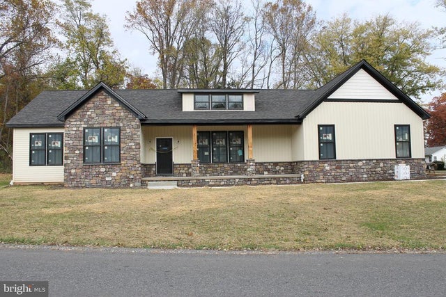 4 Grouse Trl, Fairfield