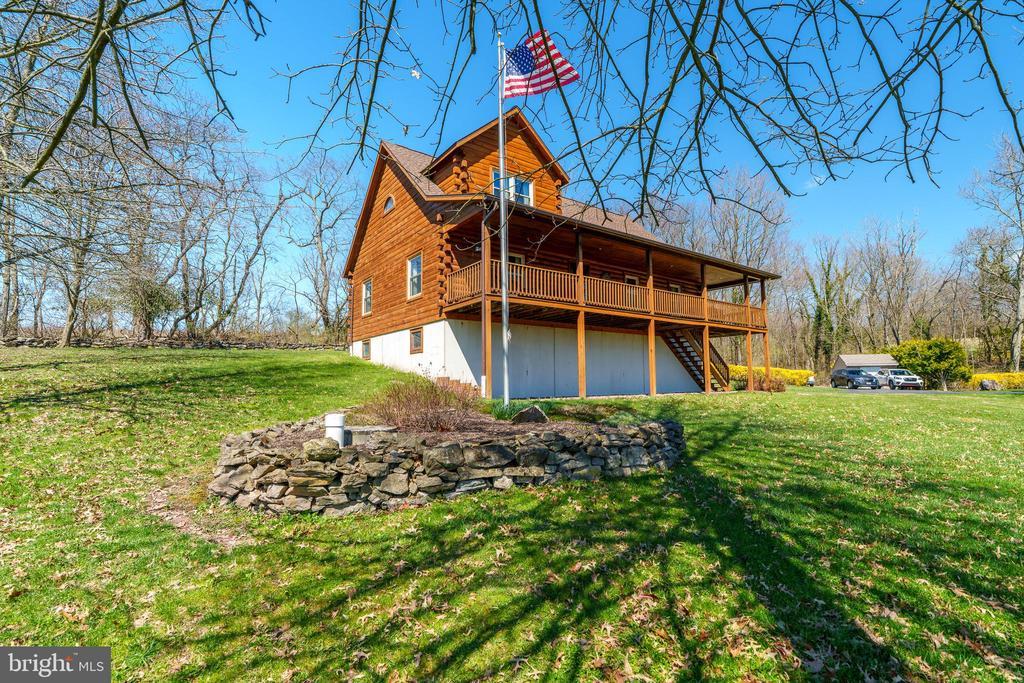 152 Justa Rd, WERNERSVILLE PA | WERNERSVILLE Log Cabin Homes For Sale