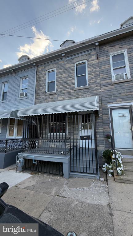 402 S 11th St, Reading
