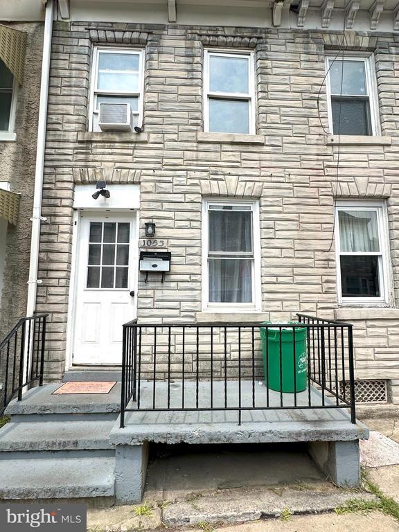 1053 Muhlenberg St, Reading