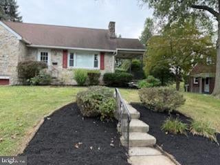 423 Woodside Ave, Reading