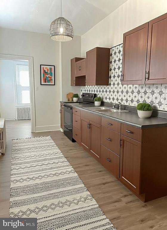 424 Locust St, Reading