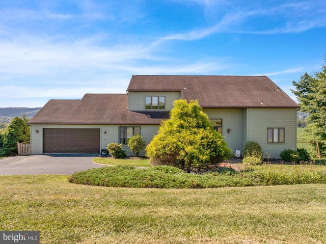 356 Big Spring Rd, Robesonia