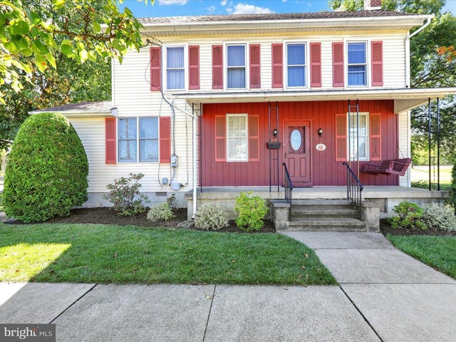 102 W Ruth Ave, Robesonia