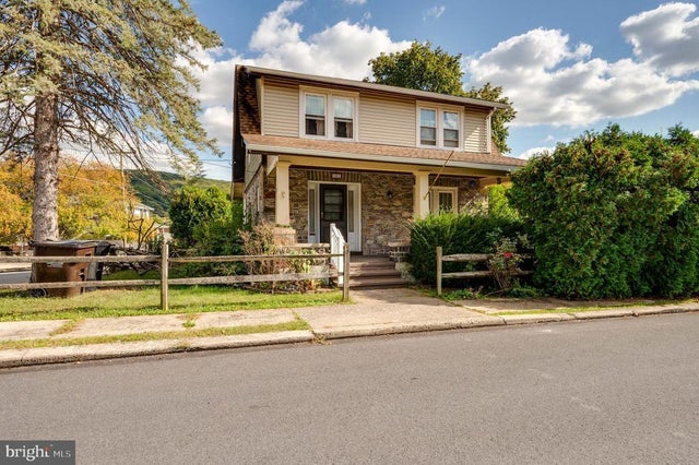 101 Myrtle Ave, Reading