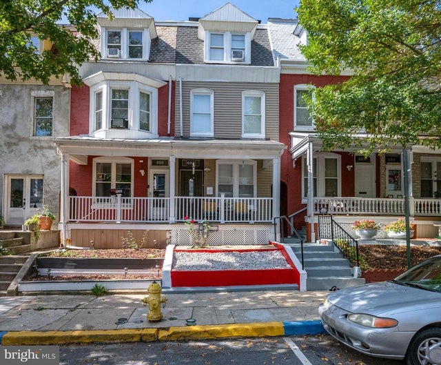 922 Pear St, Reading