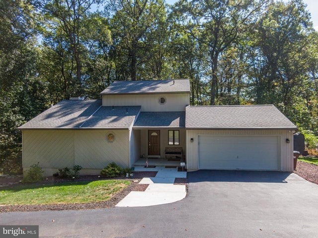 26 Highland Dr, Fleetwood