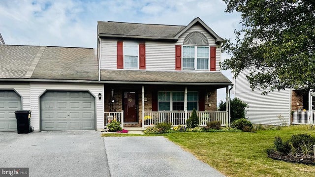 281 N View Rd, Fleetwood