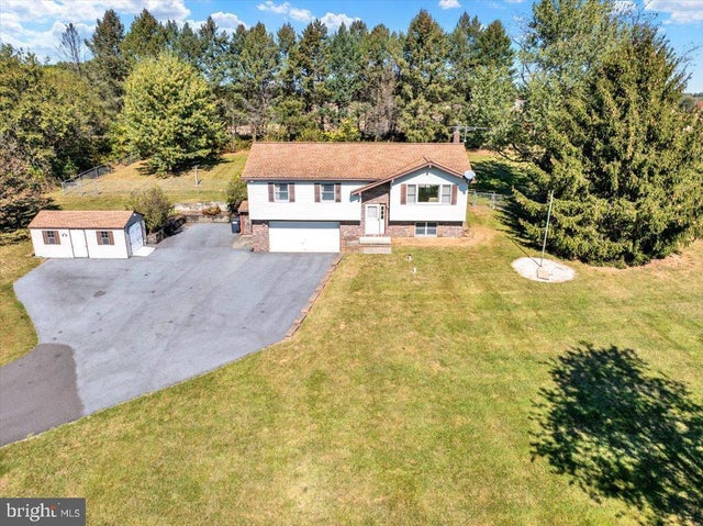 661 Hickory Rd, Mohrsville