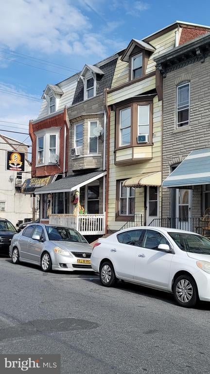 1357 N 10th St, Reading