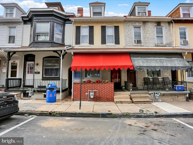 918 Locust St, Reading