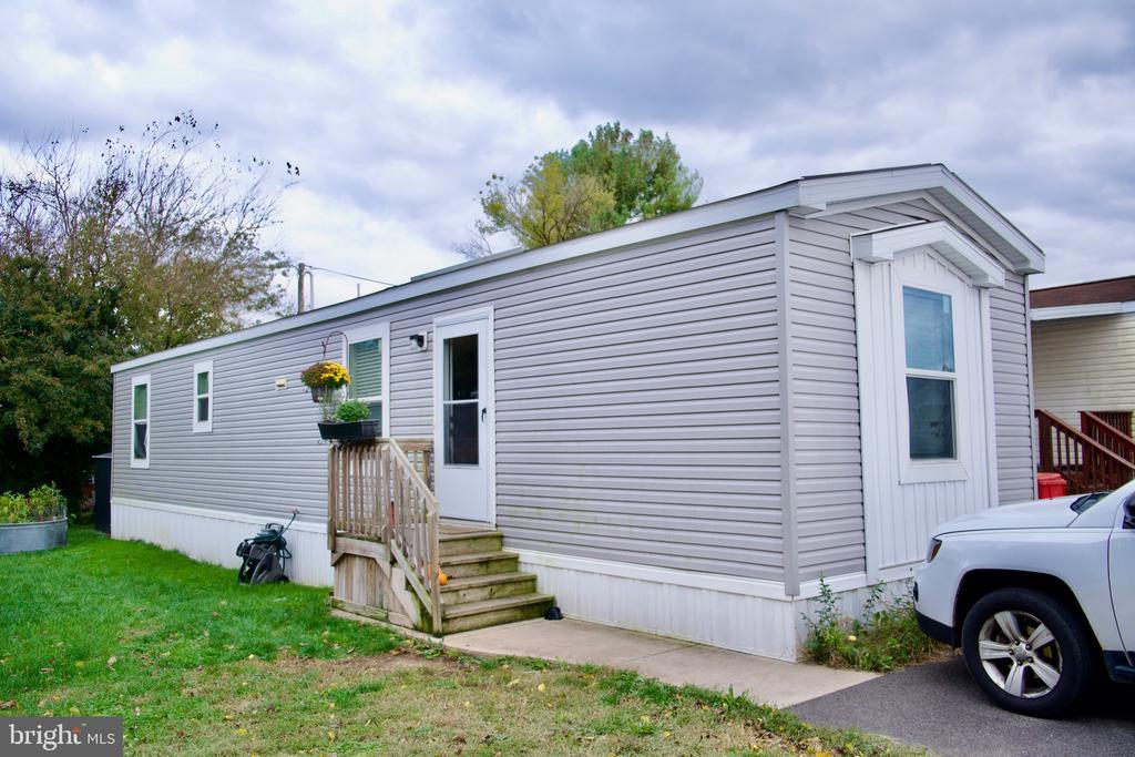 30 Keystone Rd, READING