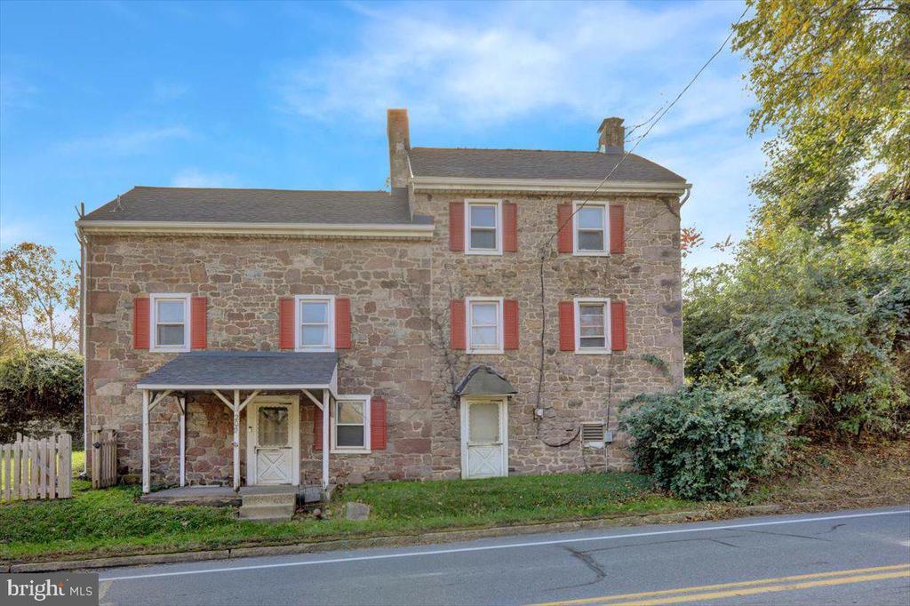 200 W Main St, BIRDSBORO